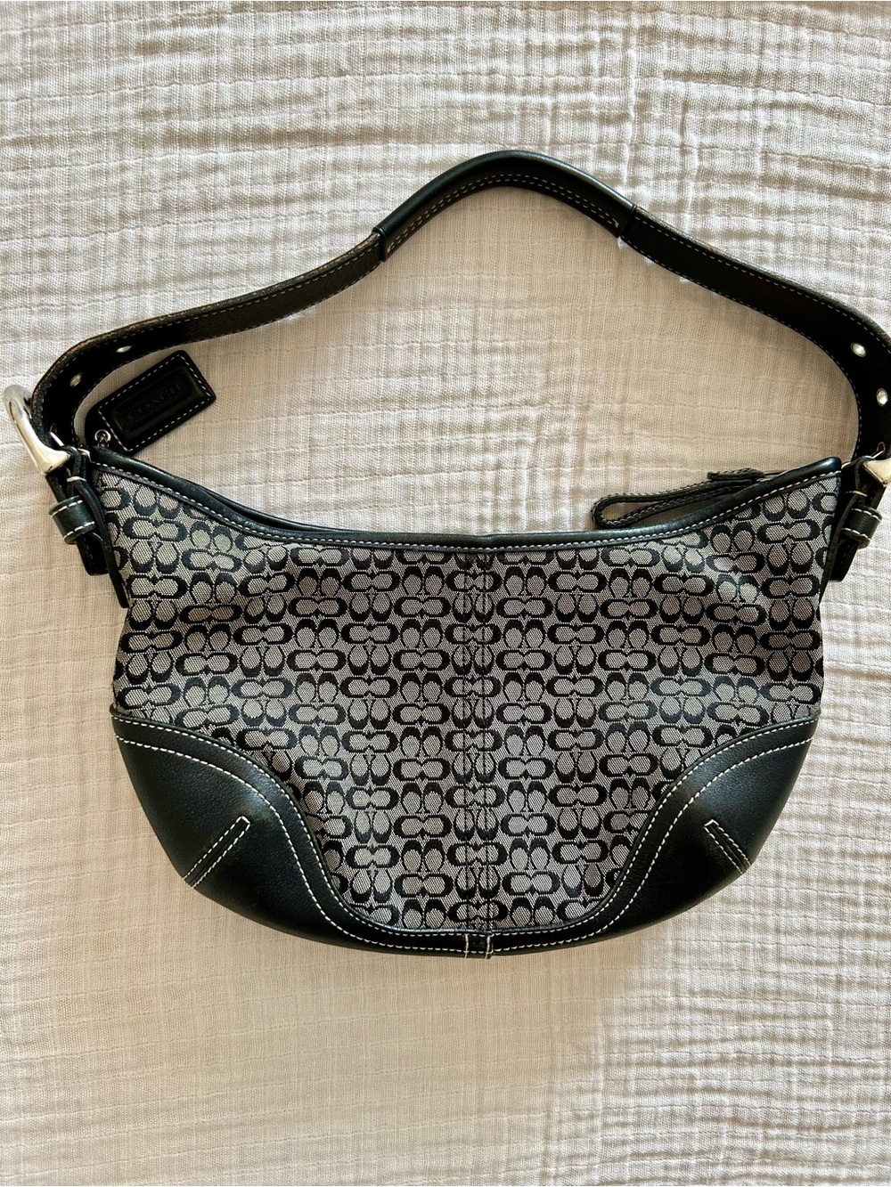 Vintage Coach SoHo Signature C Crescent Hobo Black & Gray Handbag 6351